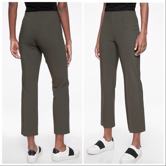 athleta mercurial crop flare pant